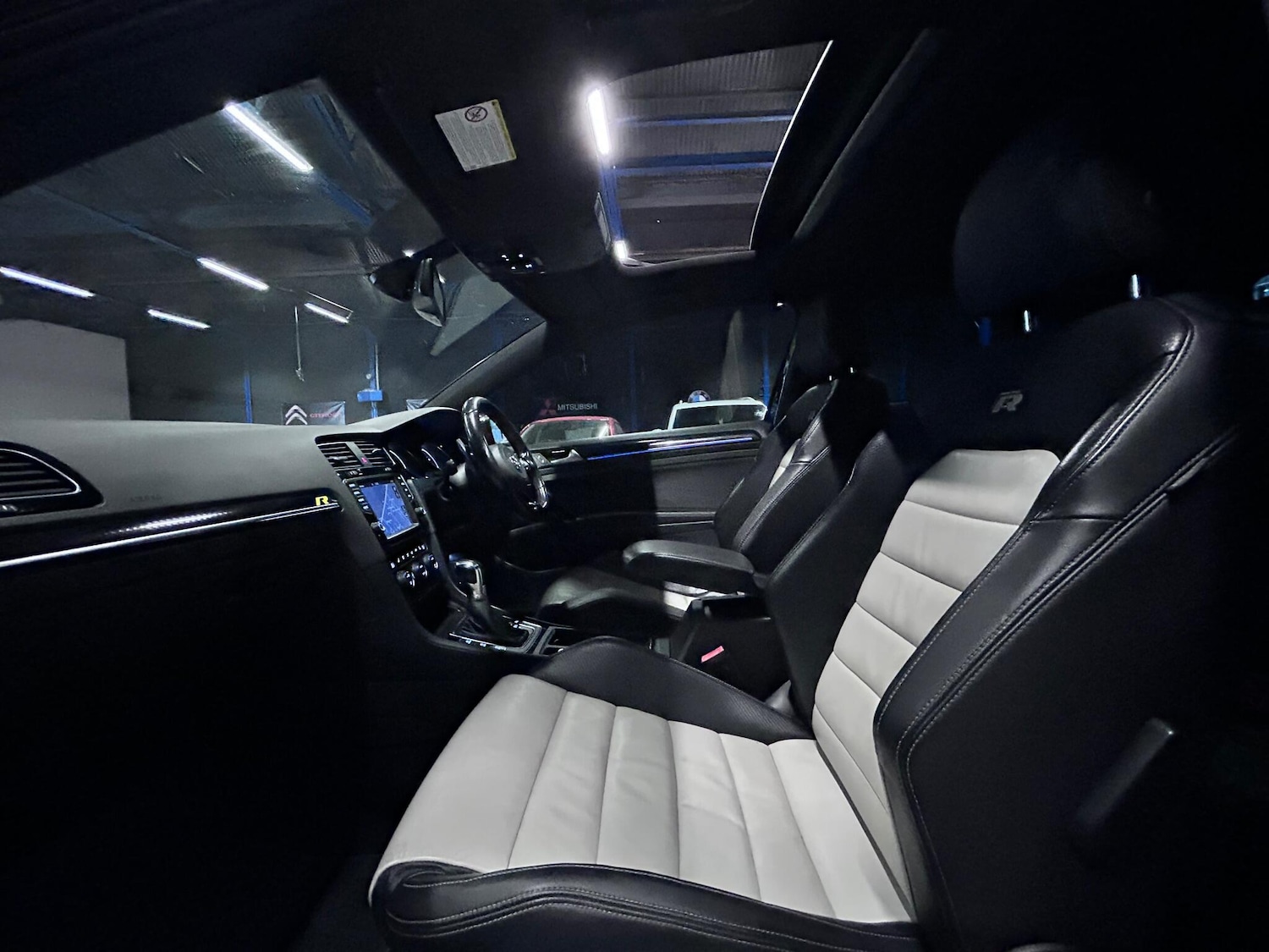 Used Volkswagen Golf 2014 for sale - 77238618: Photo 28