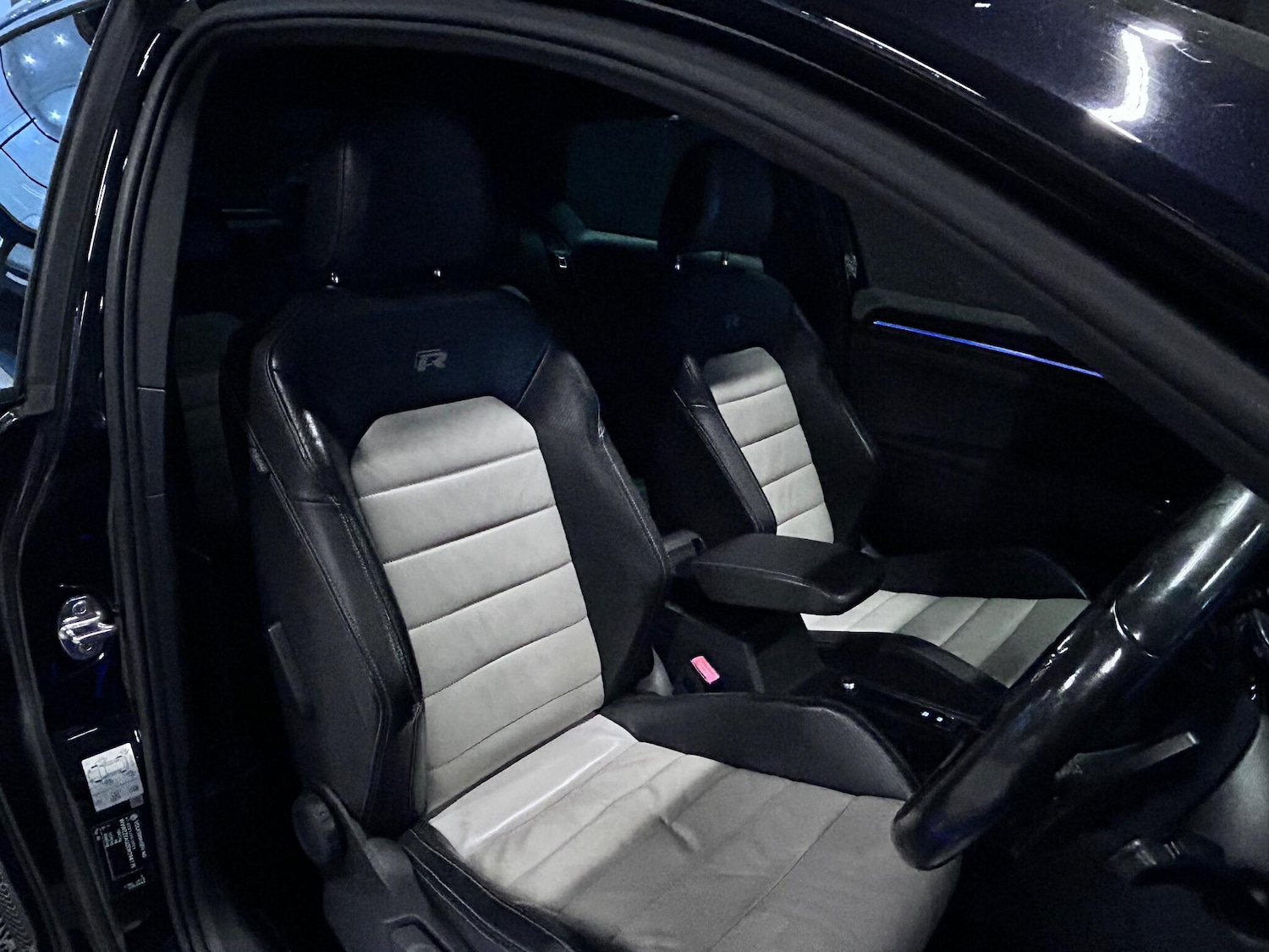 Used Volkswagen Golf 2014 for sale - 77238618: Photo 30