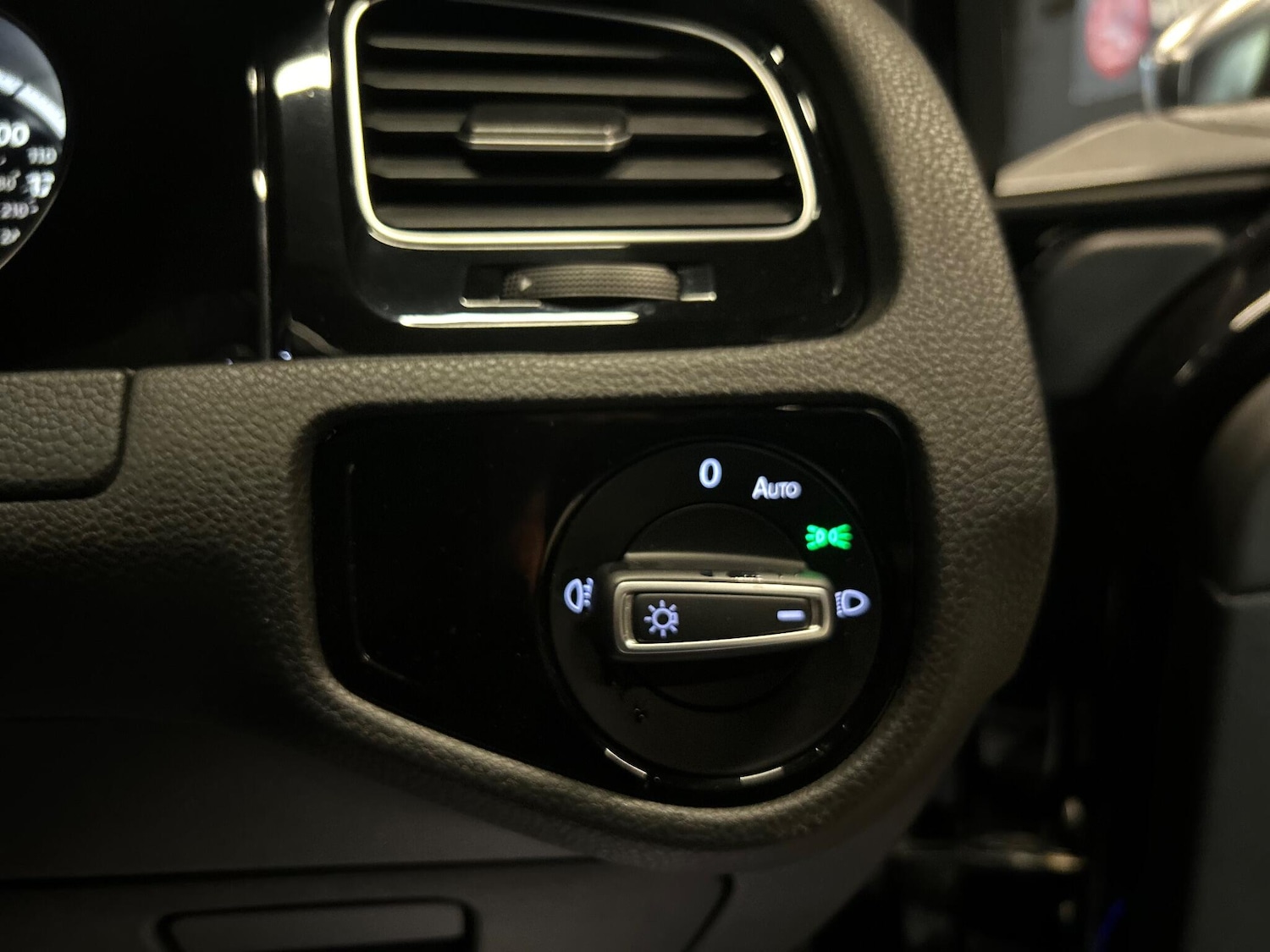 Used Volkswagen Golf 2014 for sale - 77238618: Photo 79