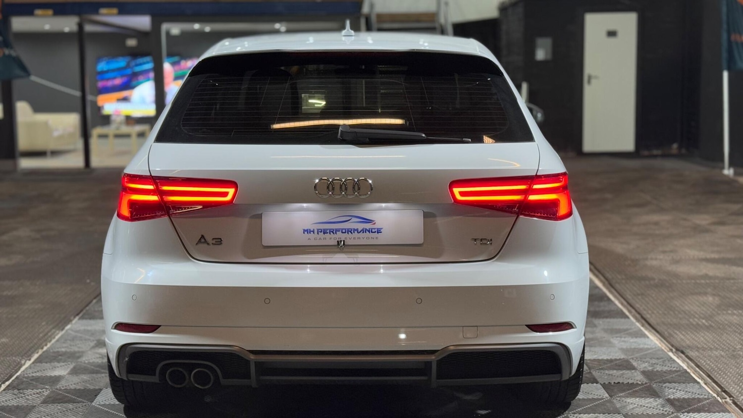 Used Audi A3 2017 for sale - 77108981: Photo 4