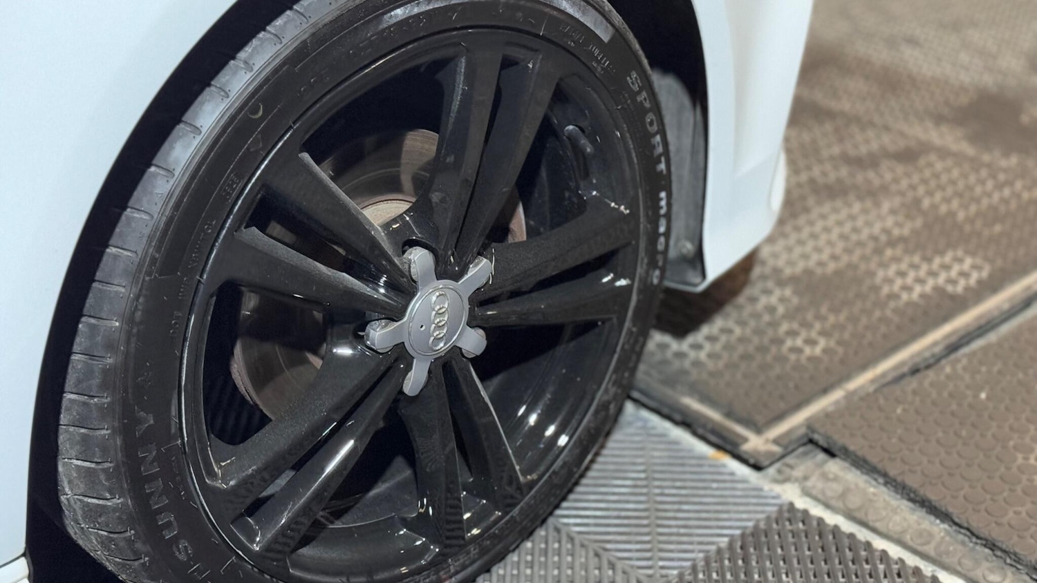 Used Audi A3 2017 for sale - 77108981: Photo 42