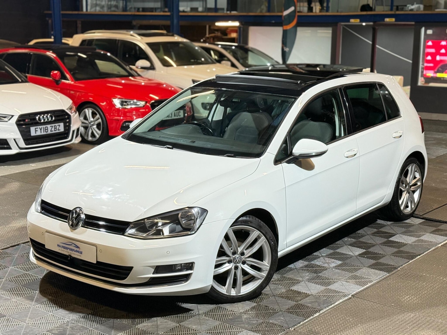 Used Volkswagen Golf 2016 for sale - 77305890: Photo 12