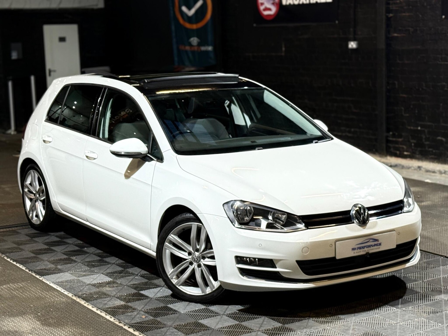 Used Volkswagen Golf 2016 for sale - 77305890: Photo 15