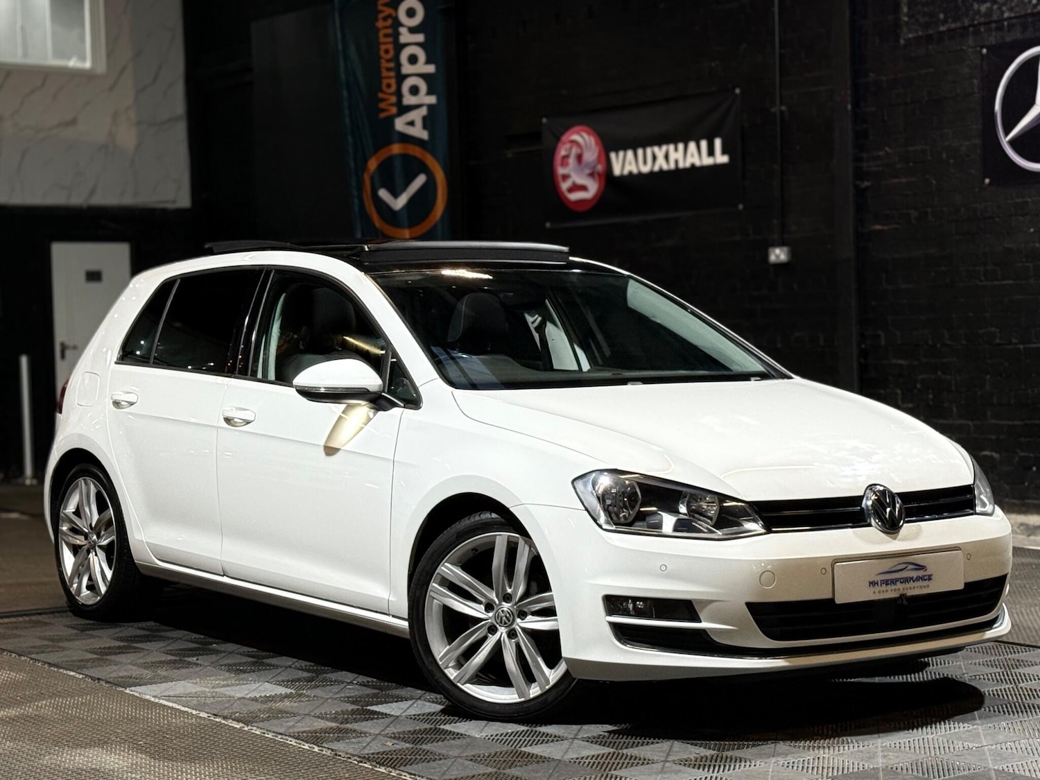 Used Volkswagen Golf 2016 for sale - 77305890: Photo 16