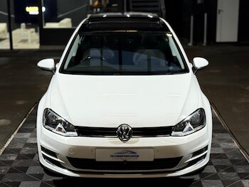 Used Volkswagen Golf 2016 for sale - 77305890: Photo