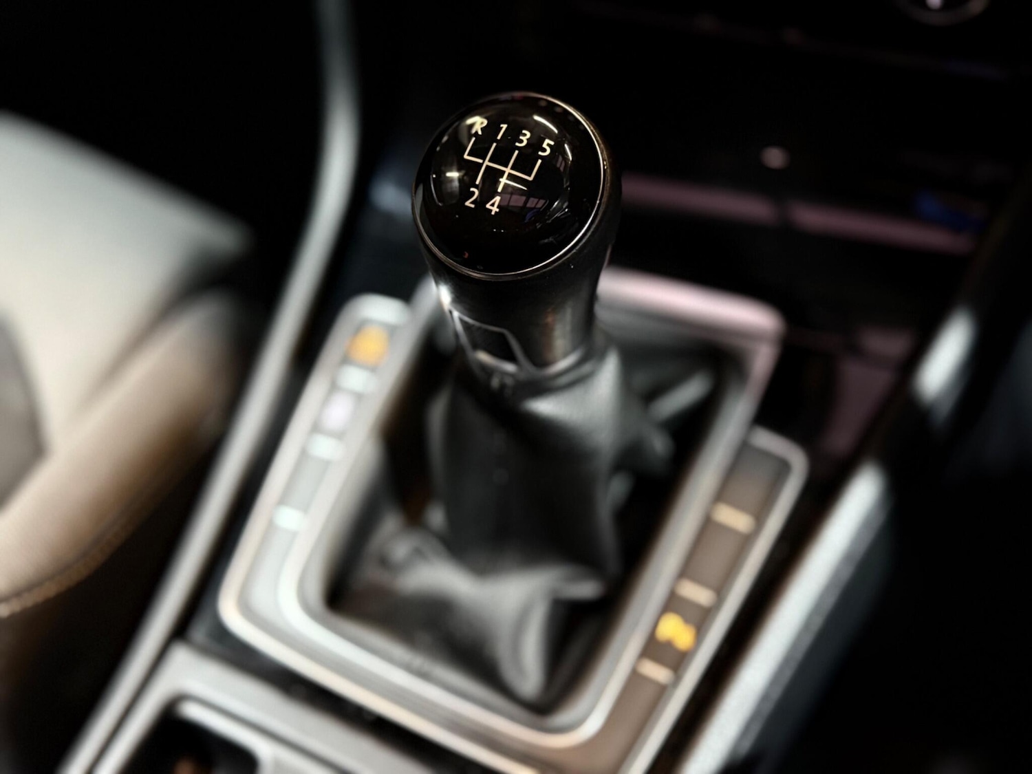 Used Volkswagen Golf 2016 for sale - 77305890: Photo 35