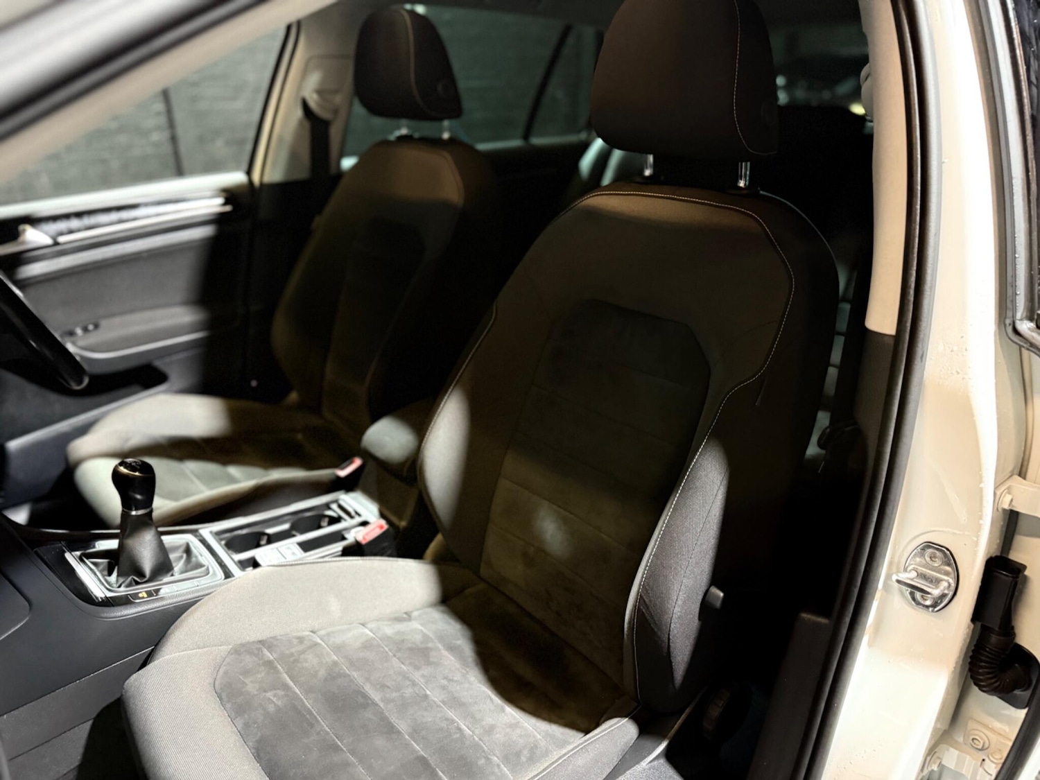 Used Volkswagen Golf 2016 for sale - 77305890: Photo 55