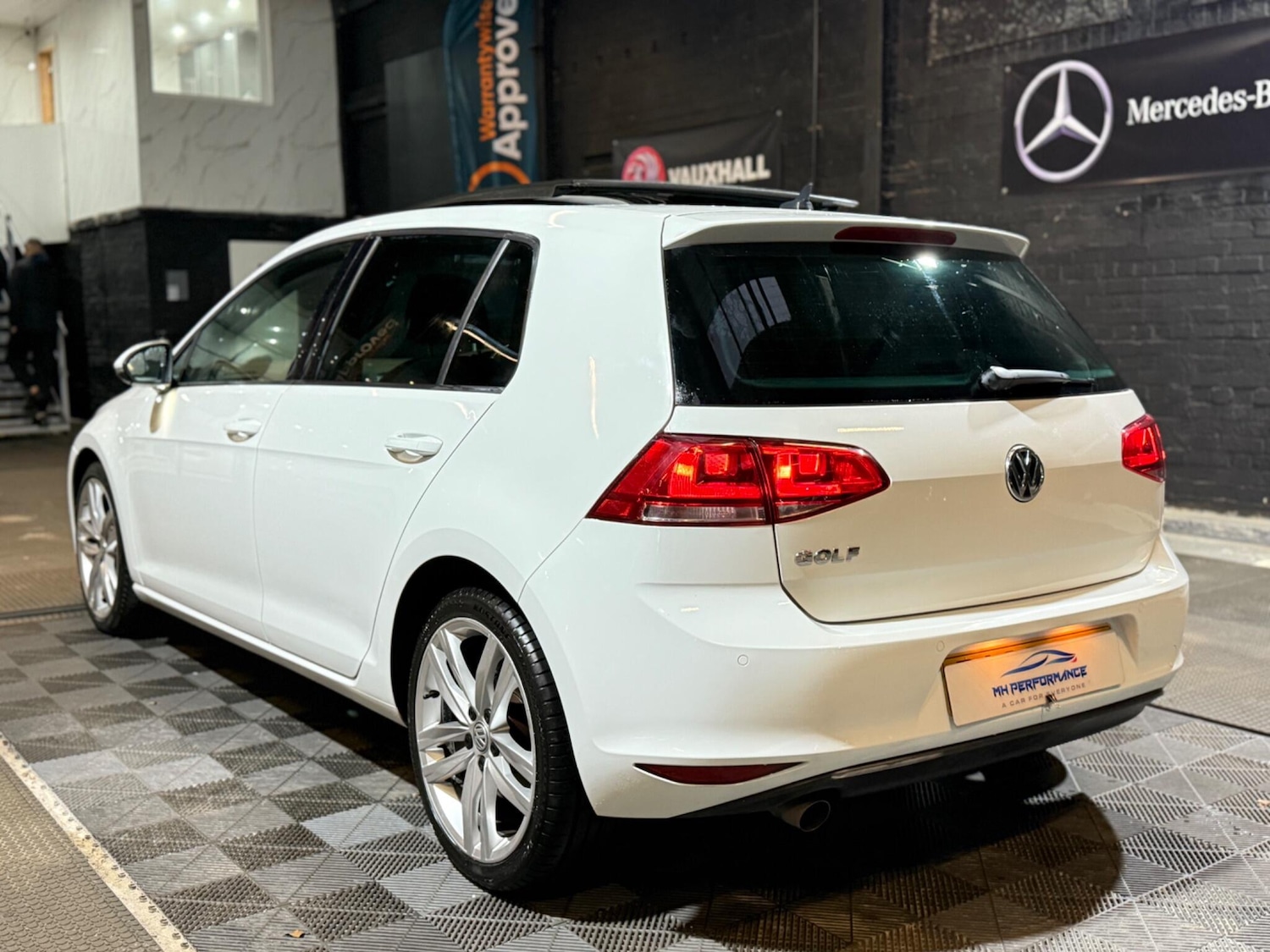 Used Volkswagen Golf 2016 for sale - 77305890: Photo 70