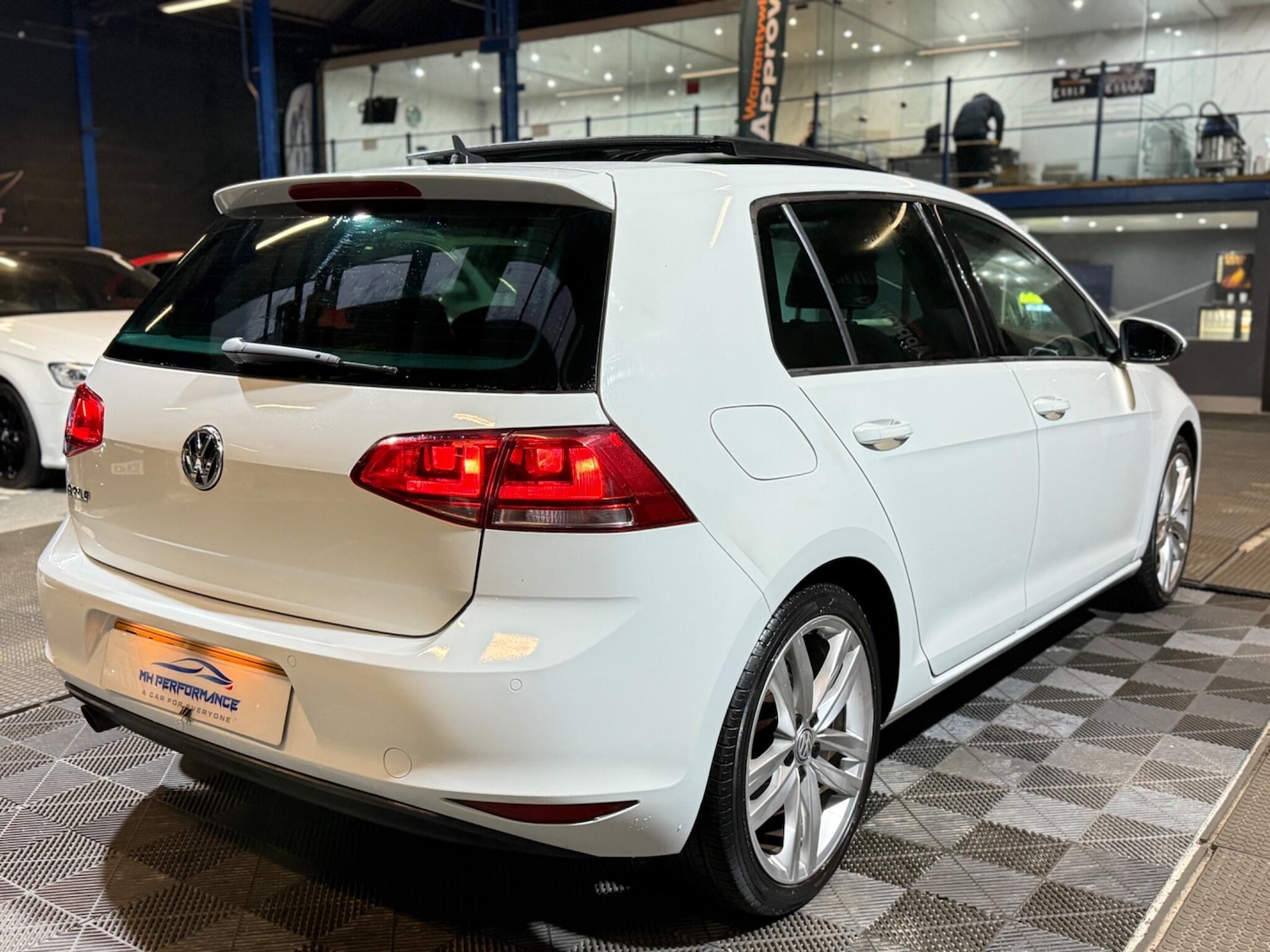 Used Volkswagen Golf 2016 for sale - 77305890: Photo 71