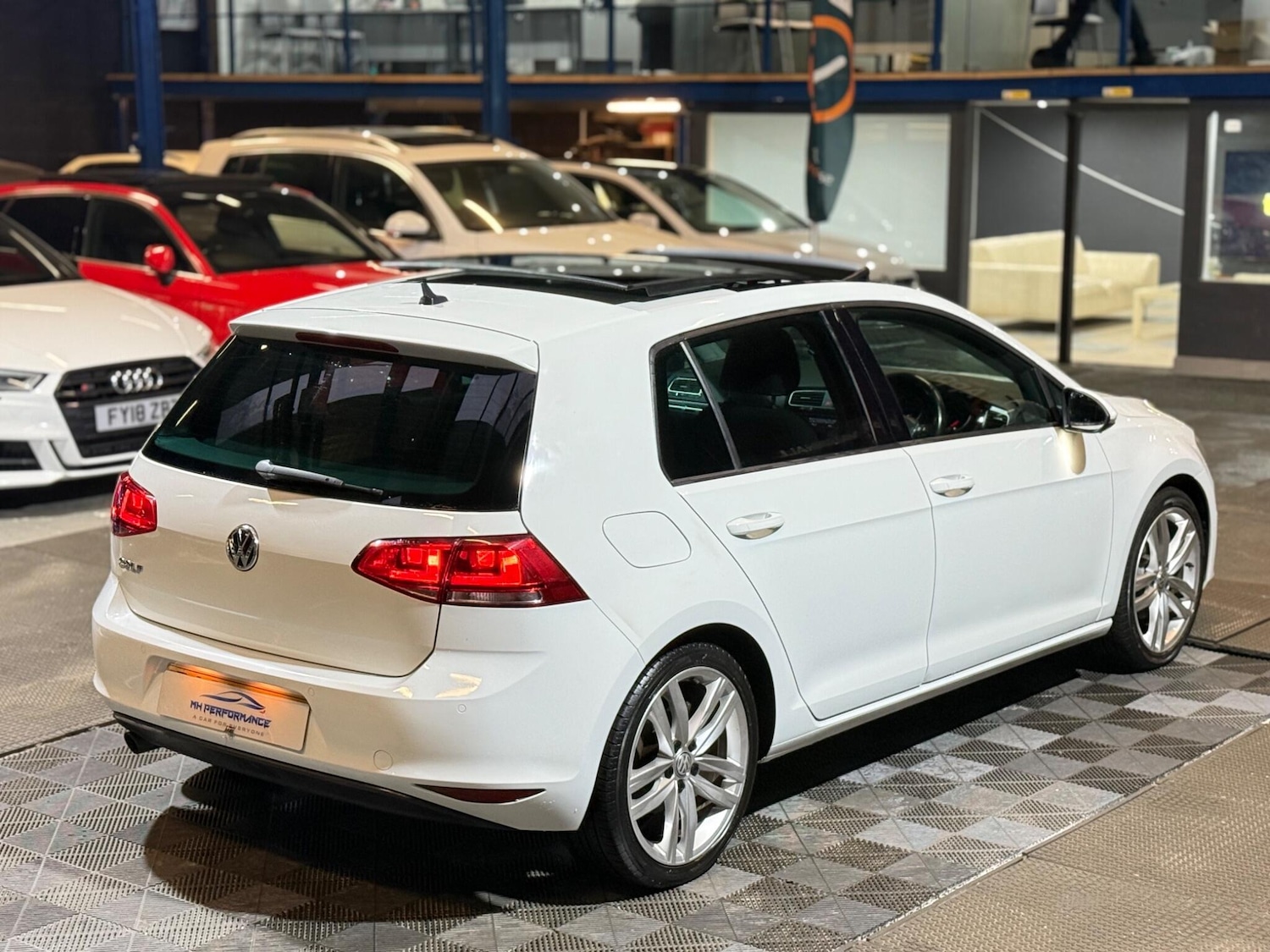 Used Volkswagen Golf 2016 for sale - 77305890: Photo 73
