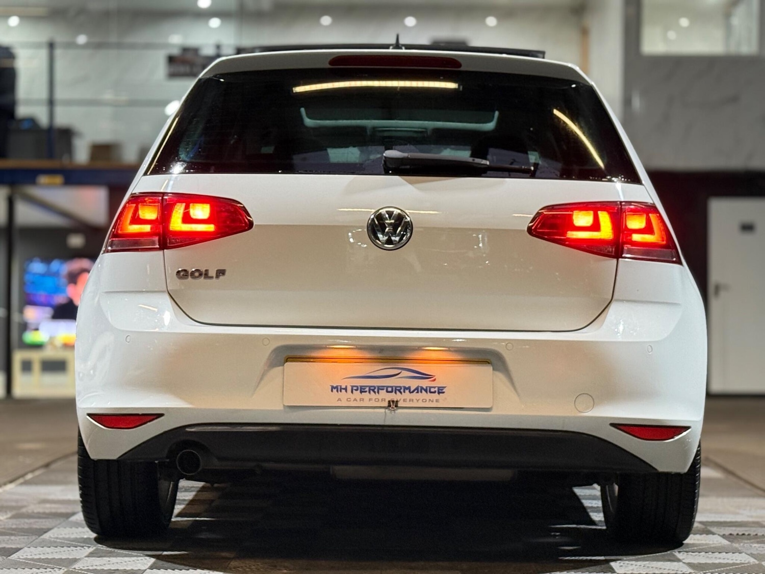 Used Volkswagen Golf 2016 for sale - 77305890: Photo 76