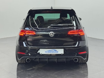 Used Volkswagen Golf 2018 for sale - 79268956: Photo