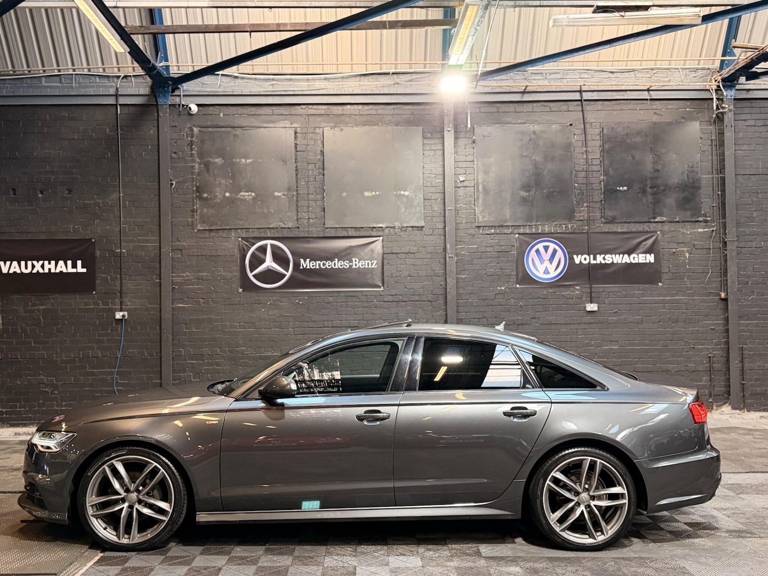 Used Audi A6 Saloon 2017 for sale - 76701380: Photo 14