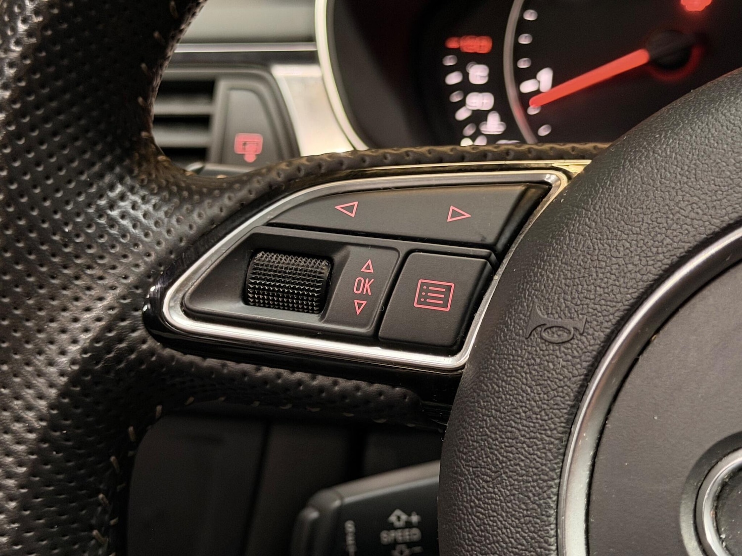 Used Audi A6 Saloon 2017 for sale - 76701380: Photo 36