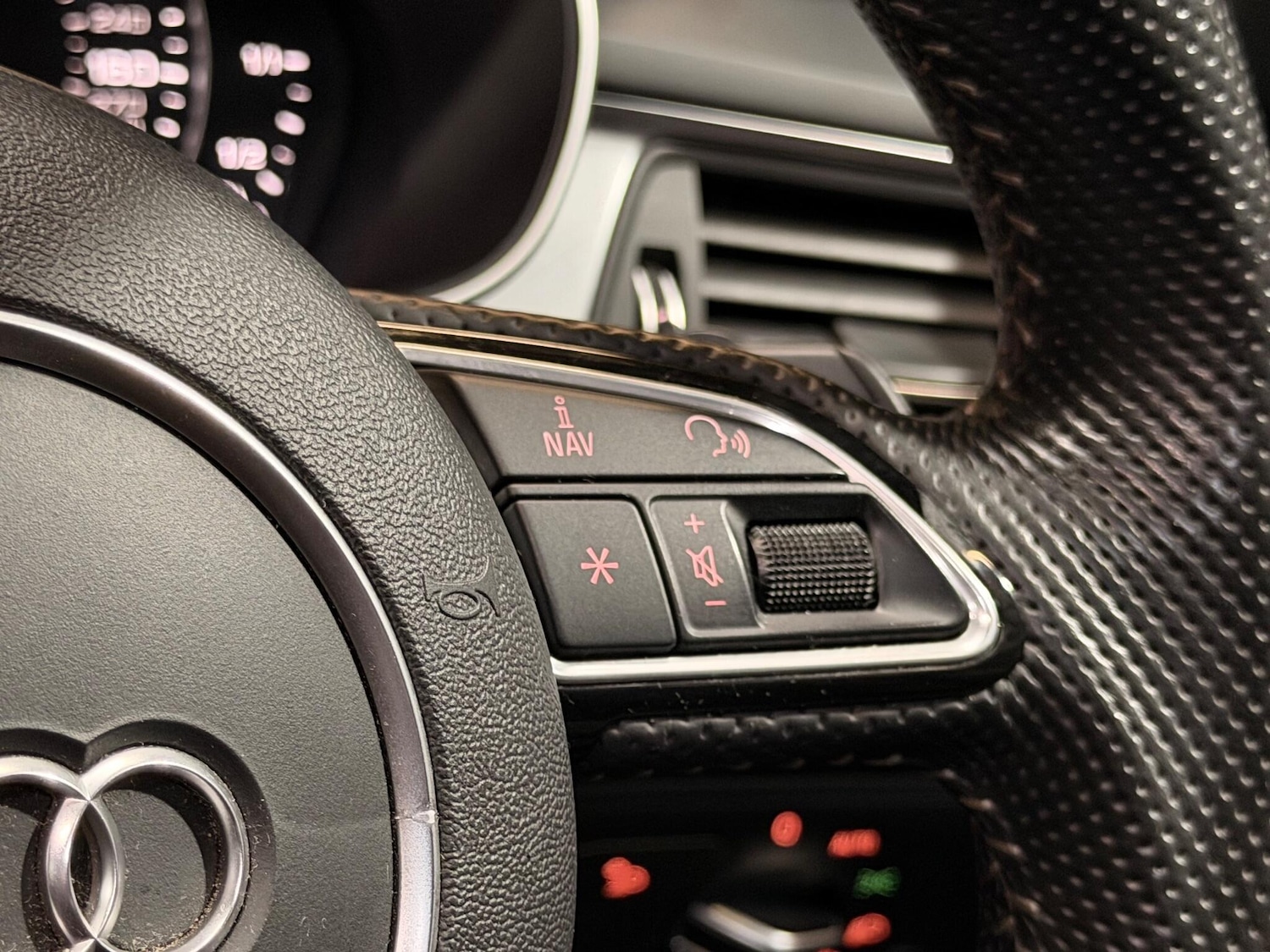 Used Audi A6 Saloon 2017 for sale - 76701380: Photo 86