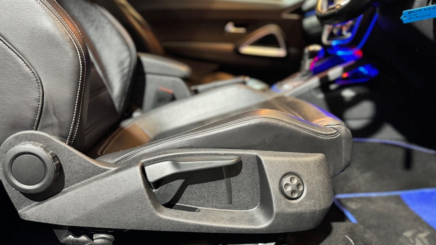 Used Volkswagen Scirocco 2015 for sale - 77611799: Photo 10