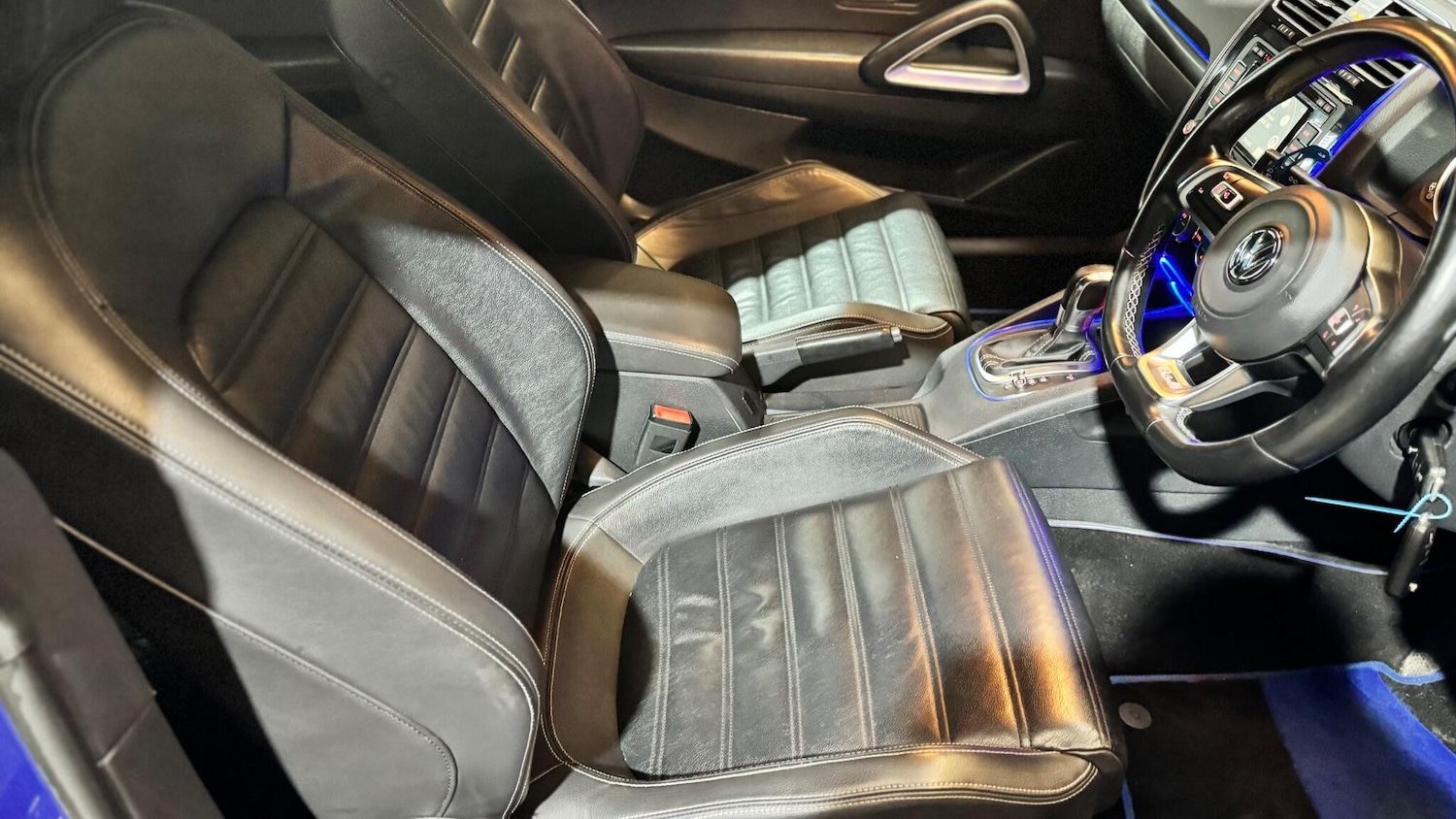 Used Volkswagen Scirocco 2015 for sale - 77611799: Photo 32