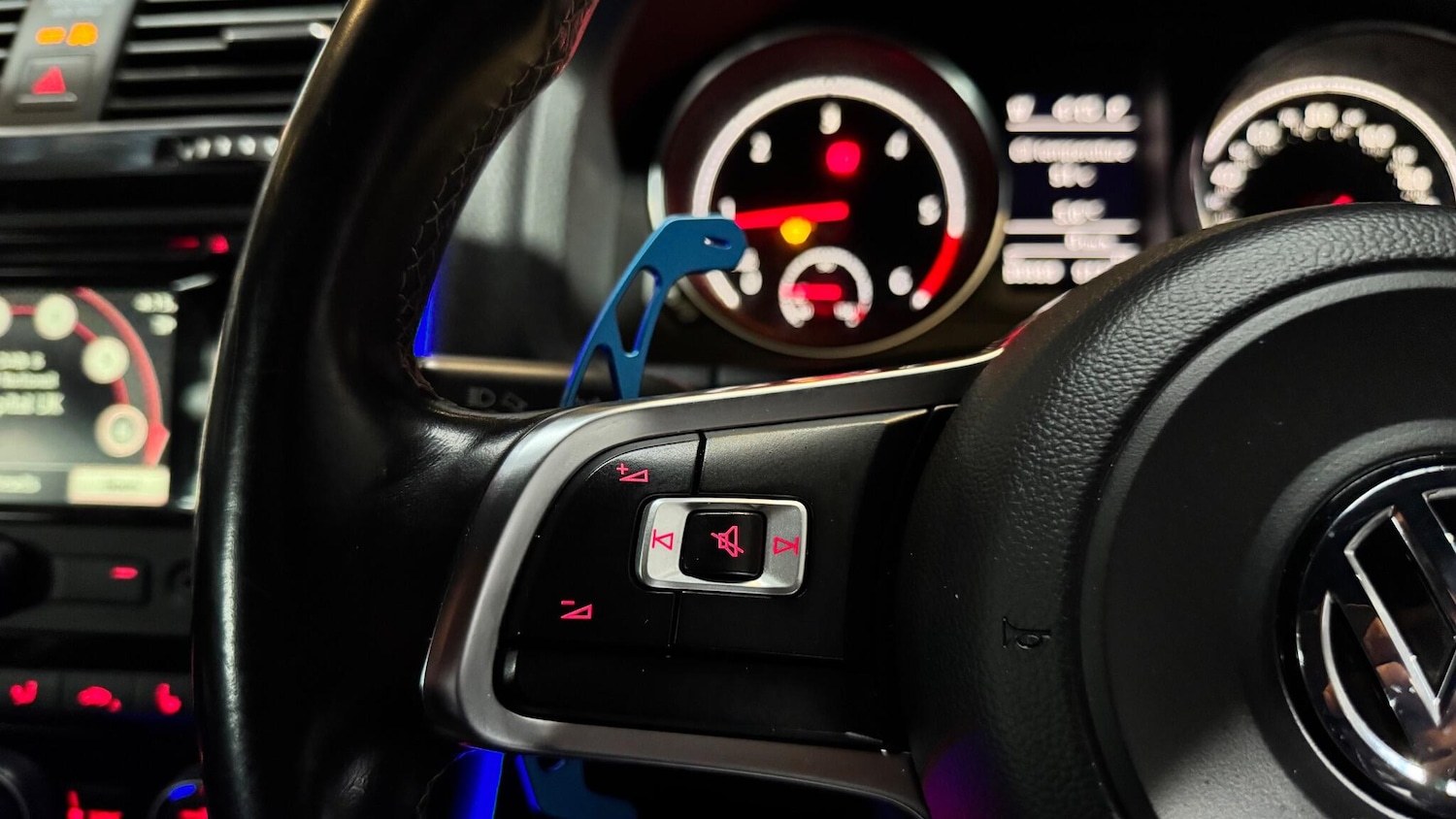 Used Volkswagen Scirocco 2015 for sale - 77611799: Photo 37