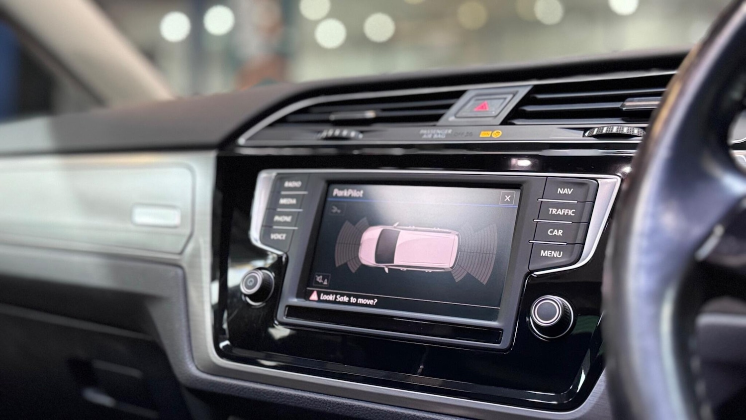 Used Volkswagen Touran 2017 for sale - 77564668: Photo 17