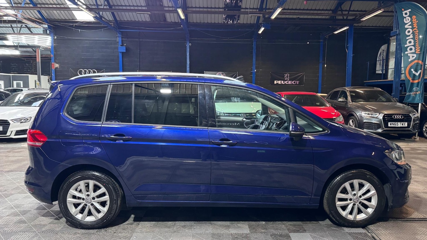 Used Volkswagen Touran 2017 for sale - 77564668: Photo 18