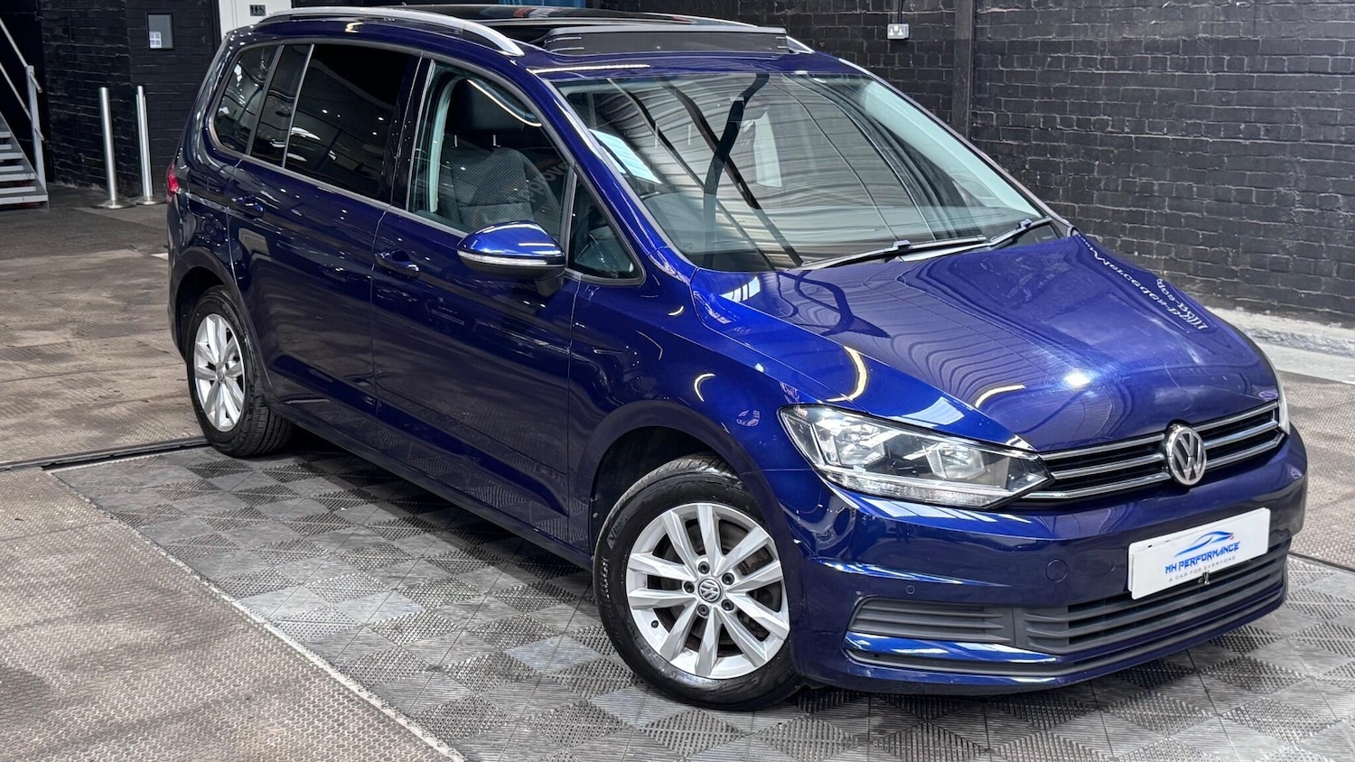 Used Volkswagen Touran 2017 for sale - 77564668: Photo 34