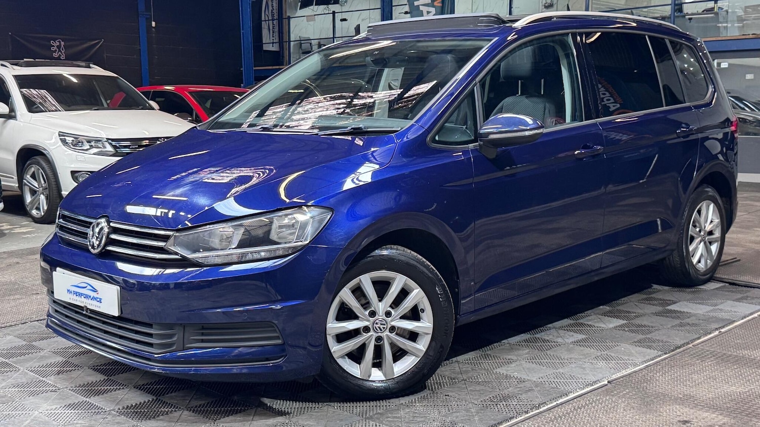 Used Volkswagen Touran 2017 for sale - 77564668: Photo 40
