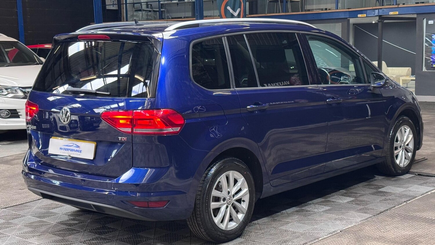 Used Volkswagen Touran 2017 for sale - 77564668: Photo 64