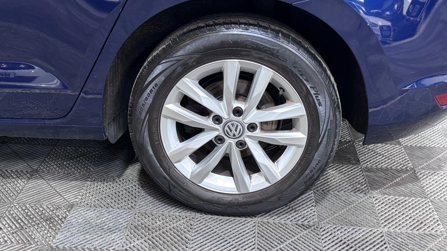 Used Volkswagen Touran 2017 for sale - 77564668: Photo 65