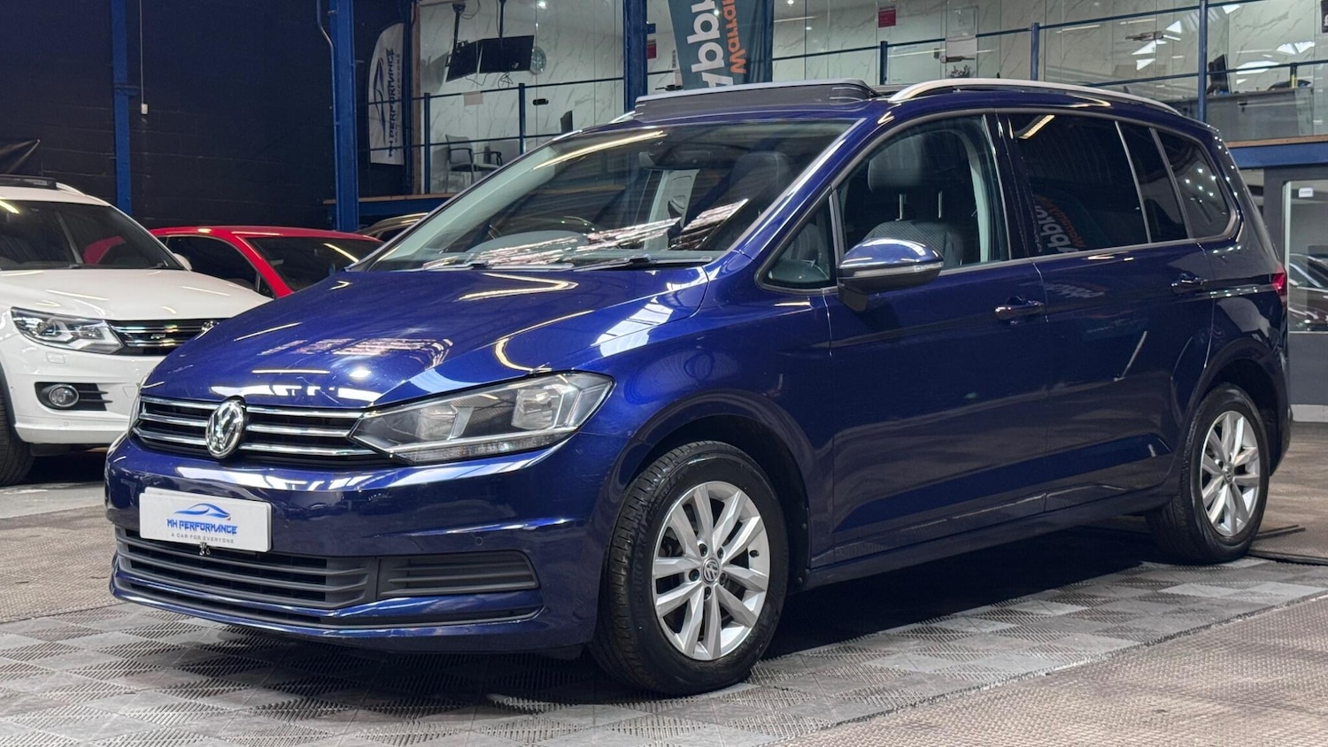 Used Volkswagen Touran 2017 for sale - 77564668: Photo 68
