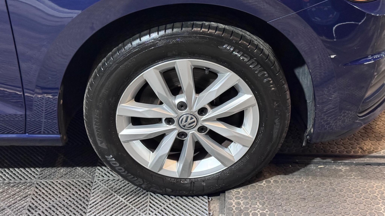 Used Volkswagen Touran 2017 for sale - 77564668: Photo 71