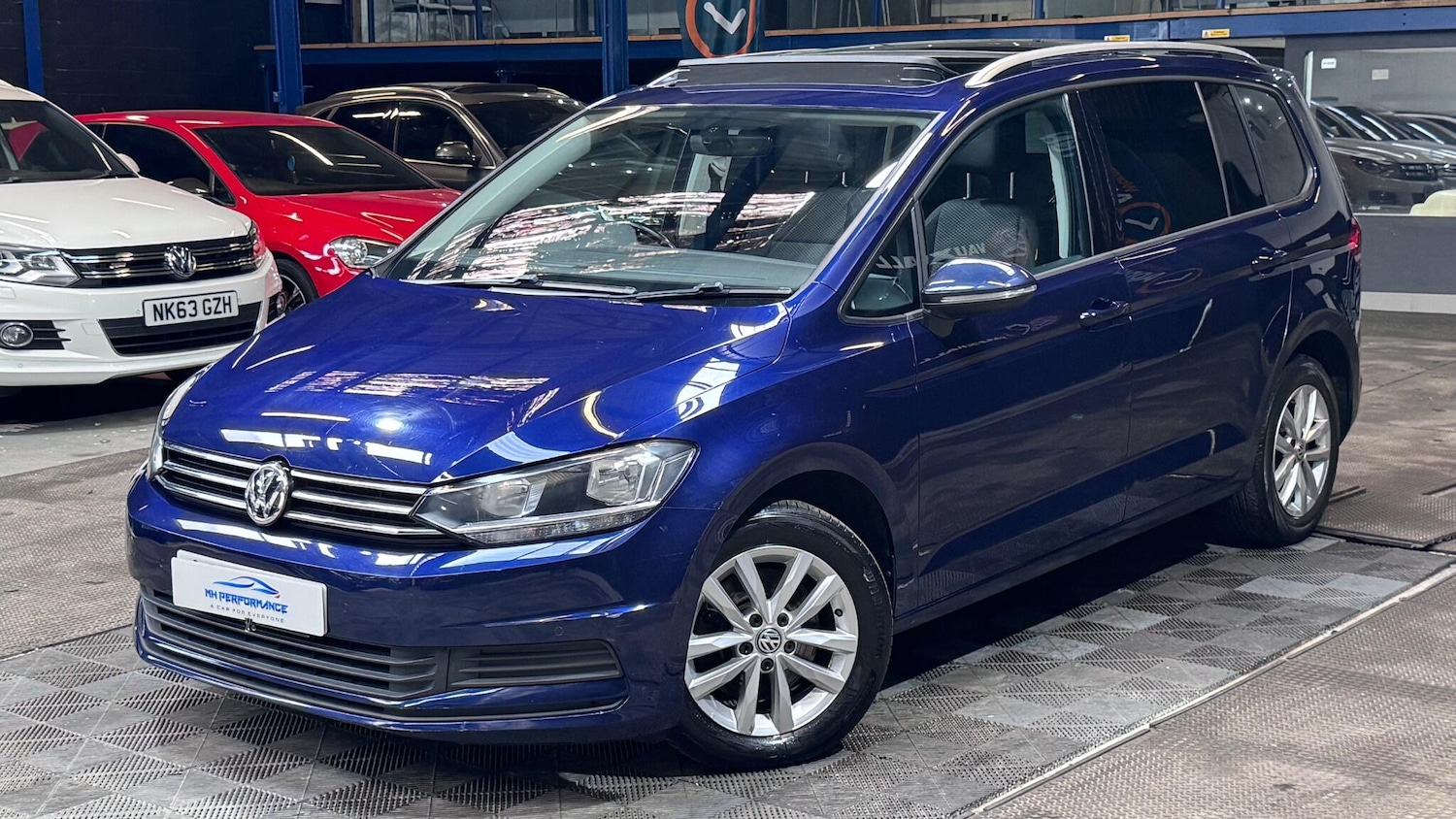 Used Volkswagen Touran 2017 for sale - 77564668: Photo 77