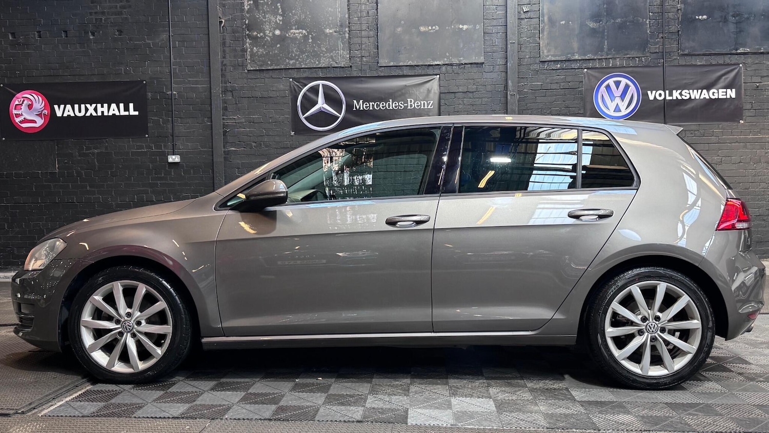 Used Volkswagen Golf 2014 for sale - 77238015: Photo 12