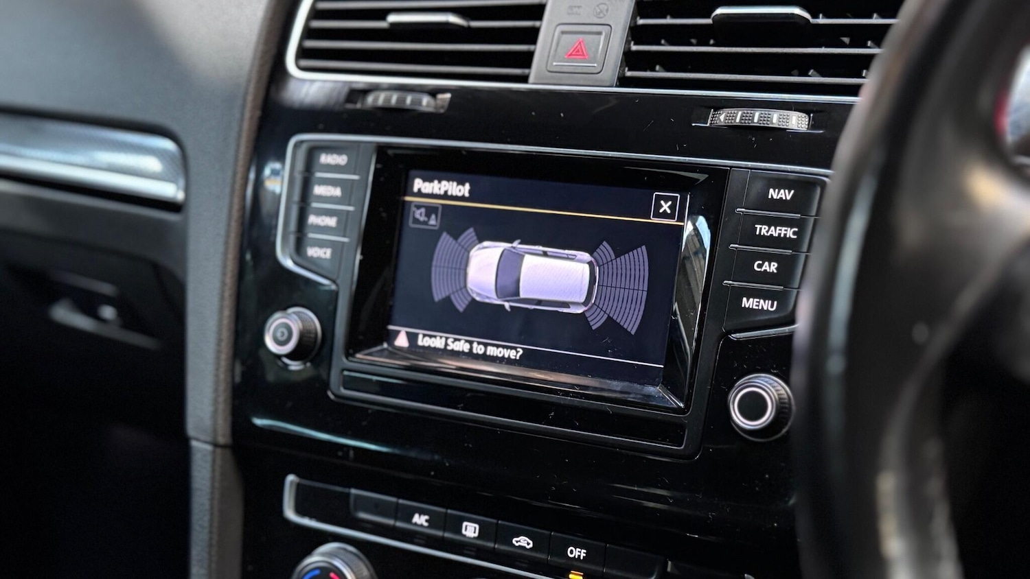 Used Volkswagen Golf 2014 for sale - 77238015: Photo 13