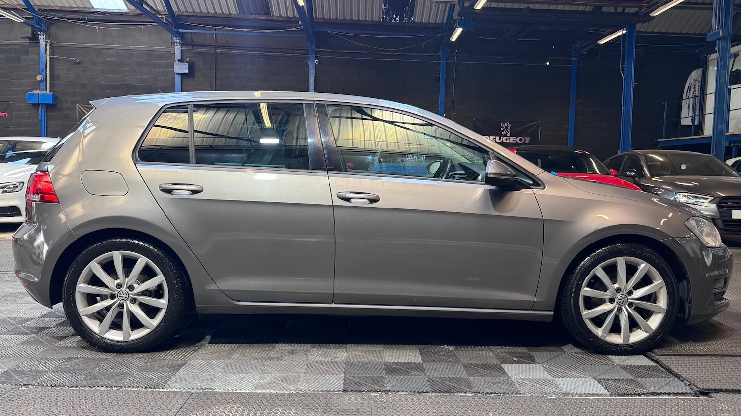 Used Volkswagen Golf 2014 for sale - 77238015: Photo 14