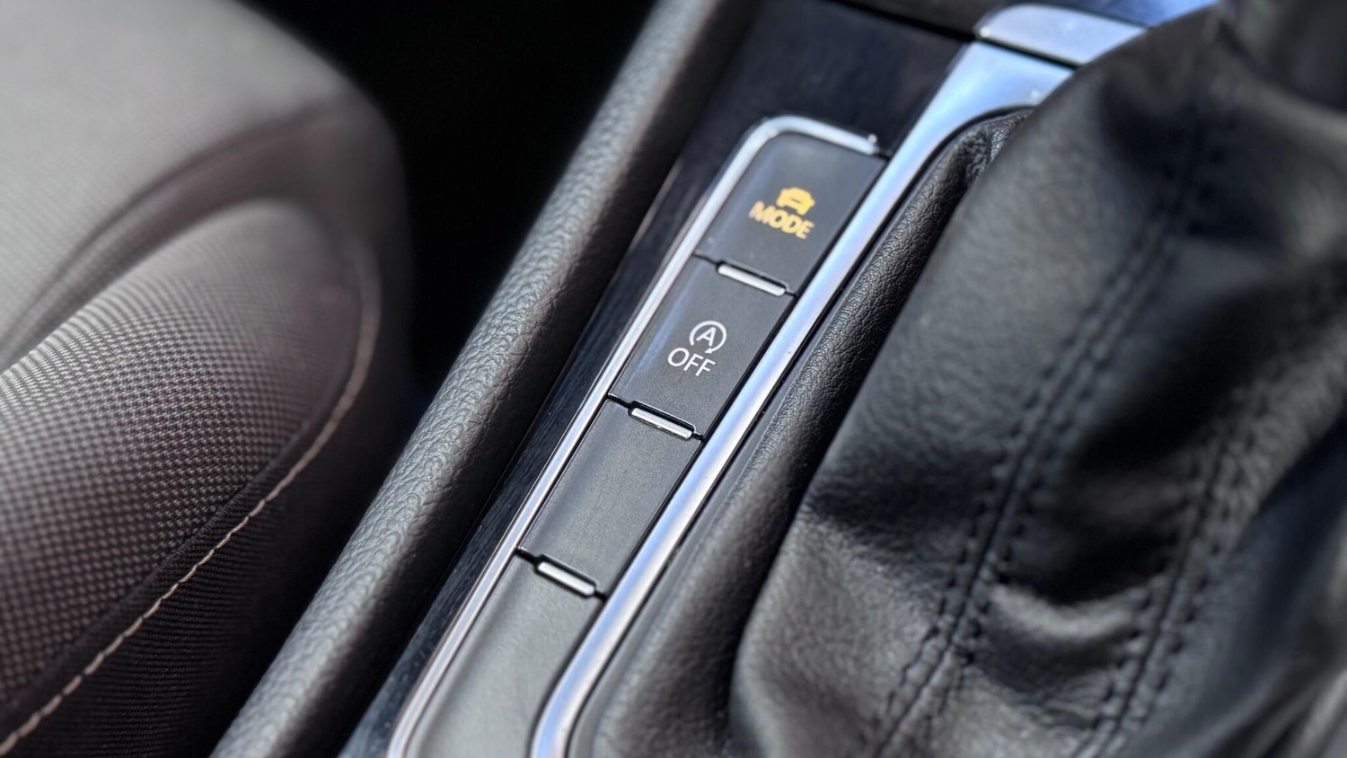 Used Volkswagen Golf 2014 for sale - 77238015: Photo 23