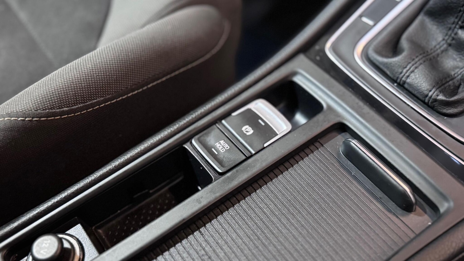 Used Volkswagen Golf 2014 for sale - 77238015: Photo 25