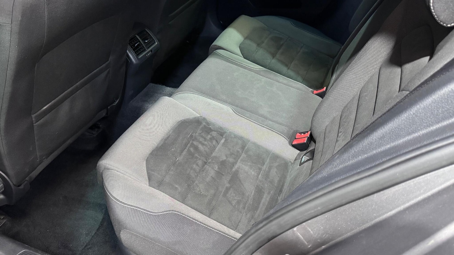 Used Volkswagen Golf 2014 for sale - 77238015: Photo 39