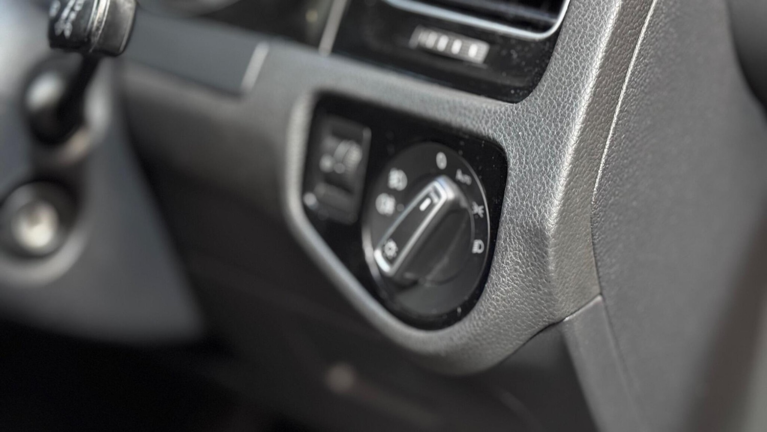 Used Volkswagen Golf 2014 for sale - 77238015: Photo 57