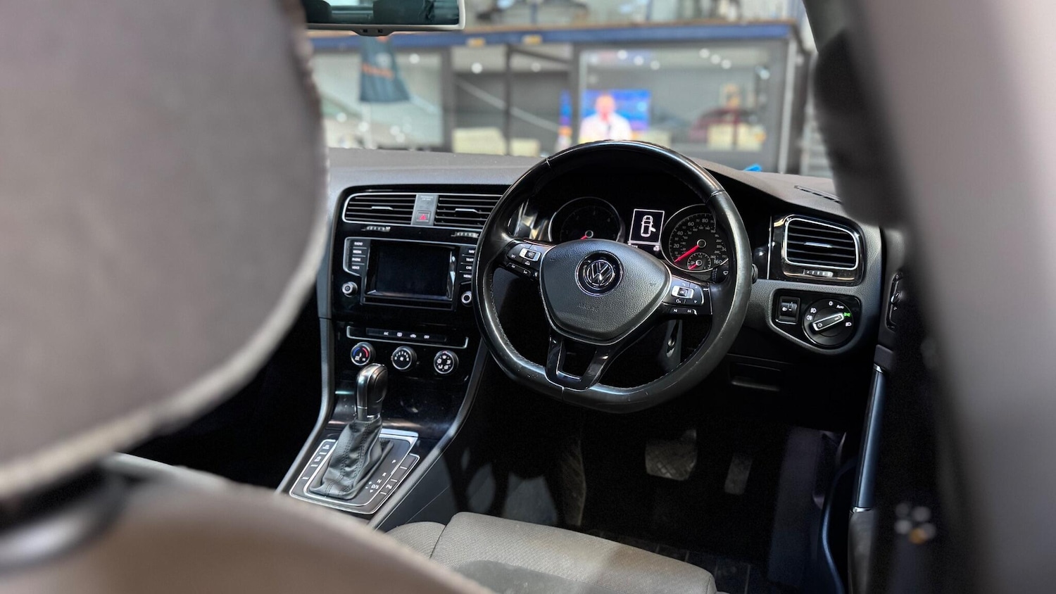 Used Volkswagen Golf 2014 for sale - 77238015: Photo 59