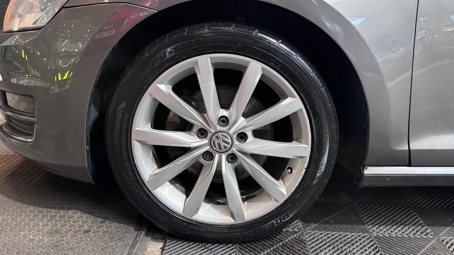 Used Volkswagen Golf 2014 for sale - 77238015: Photo 65