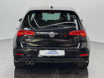 Used Volkswagen Golf 2017 for sale - 78982467: Photo