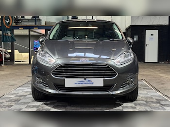Used Ford Fiesta 2015 for sale - 77057516: Photo