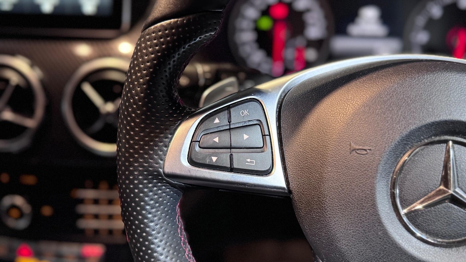 Used Mercedes-Benz B Class 2016 for sale - 77214842: Photo 39