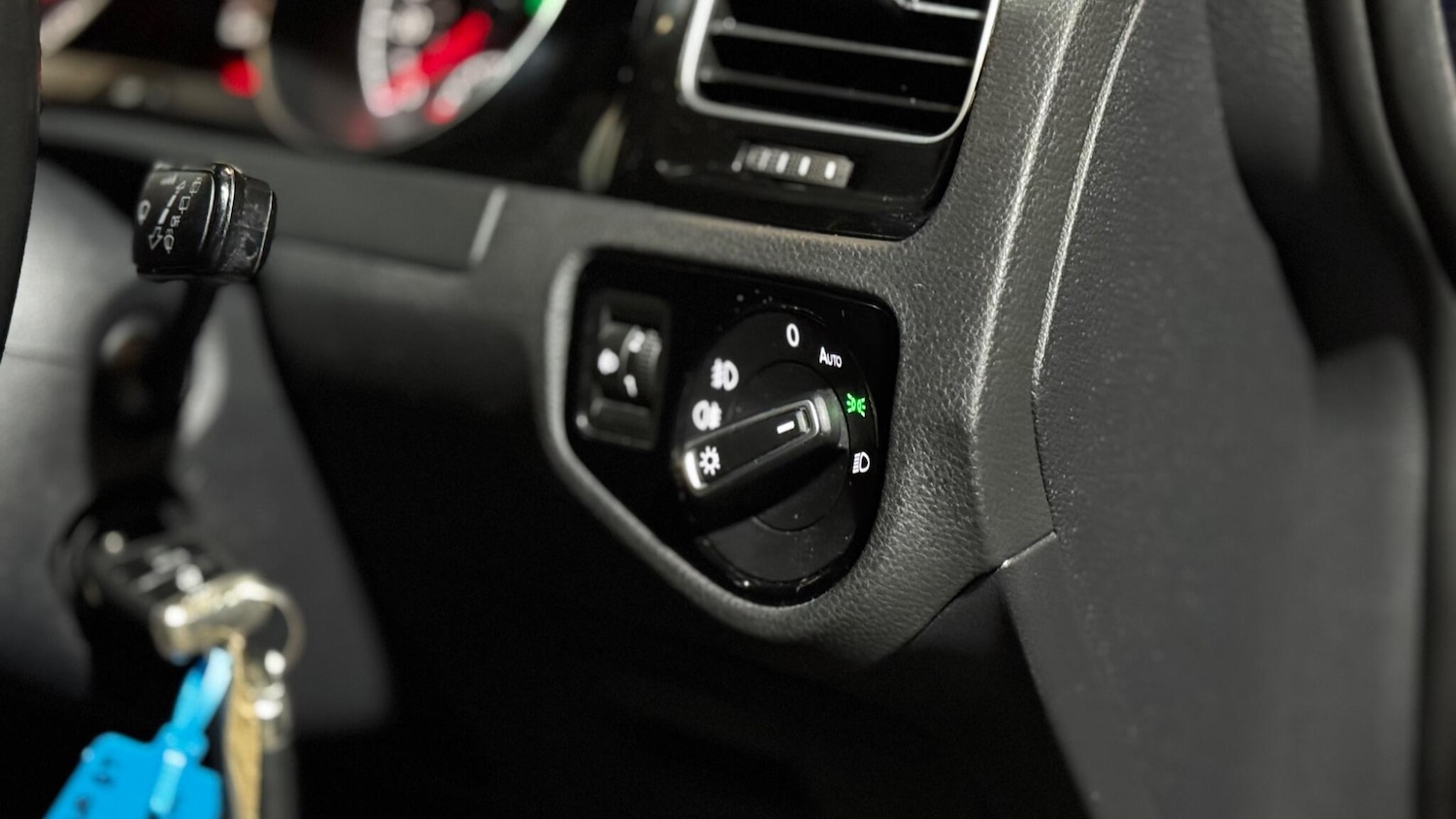 Used Volkswagen Golf 2013 for sale - 77344744: Photo 45