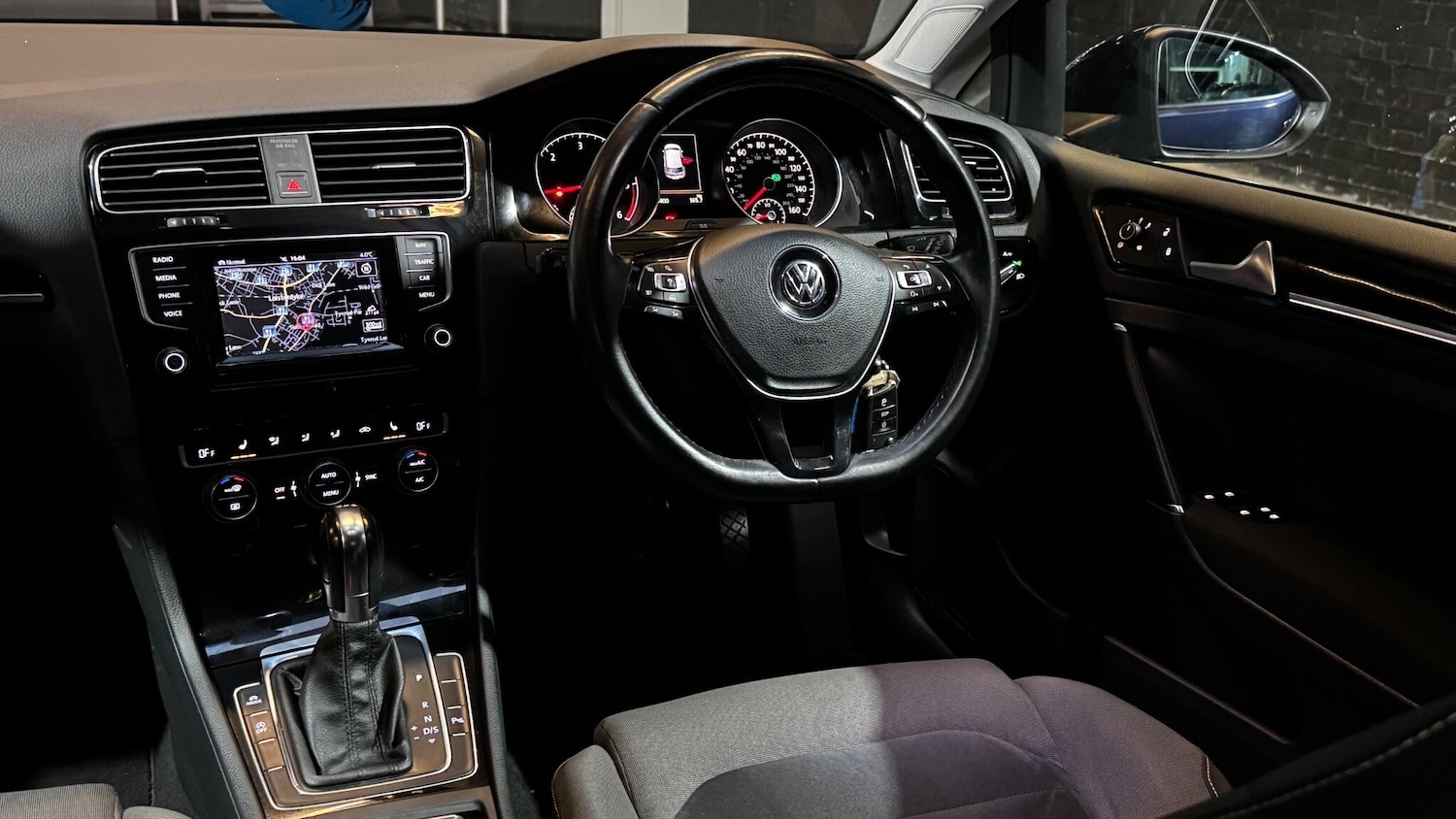 Used Volkswagen Golf 2013 for sale - 77344744: Photo 9