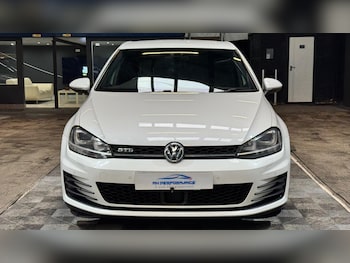Used Volkswagen Golf 2016 for sale - 77839567: Photo
