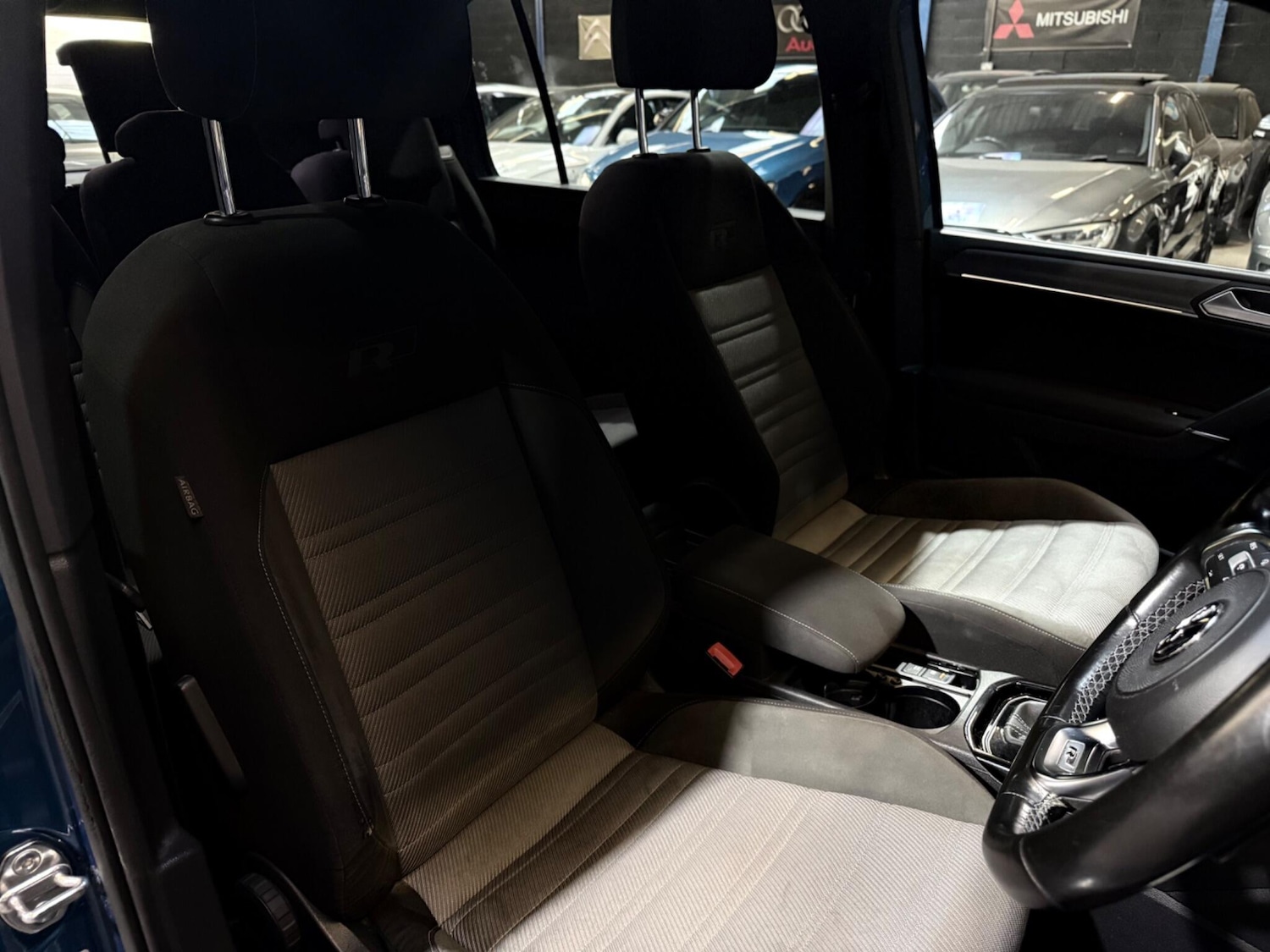 Used Volkswagen Touran 2017 for sale - 76152755: Photo 17