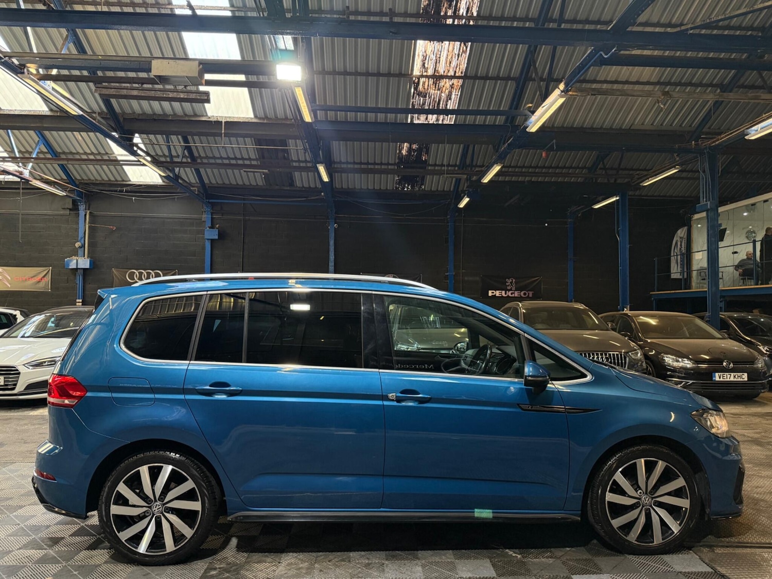 Used Volkswagen Touran 2017 for sale - 76152755: Photo 29