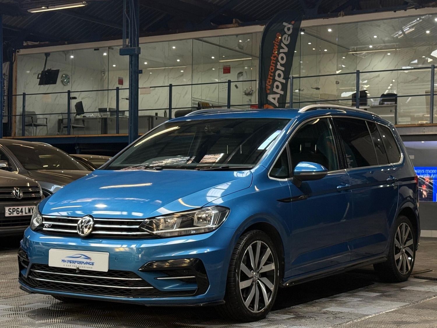 Used Volkswagen Touran 2017 for sale - 76152755: Photo 31