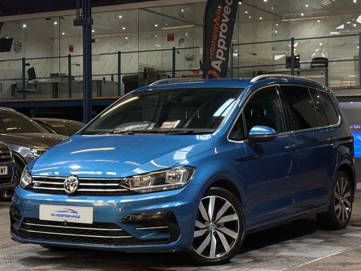 Used Volkswagen Touran 2017 for sale - 76152755: Photo 37